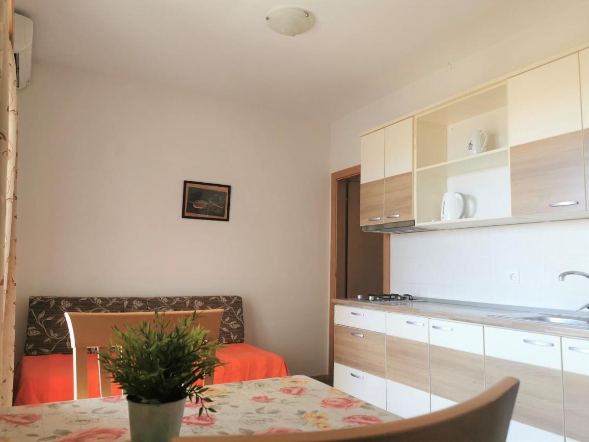 Lenka Apartments II Новаля Екстериор снимка