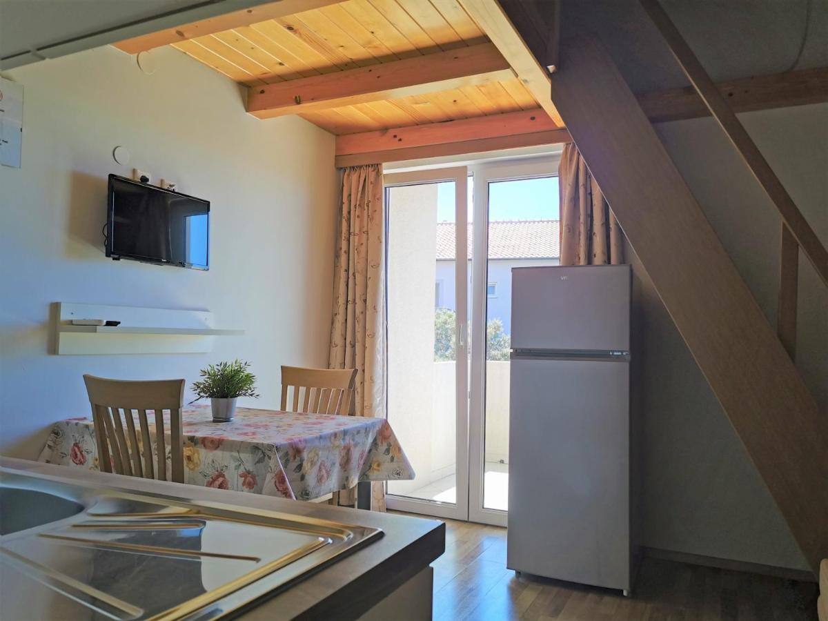 Lenka Apartments II Новаля Екстериор снимка